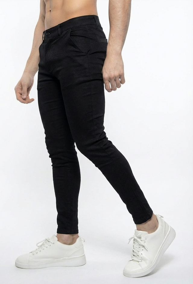 Chino | James | Zwart