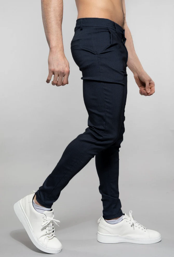 Chino | James | Black