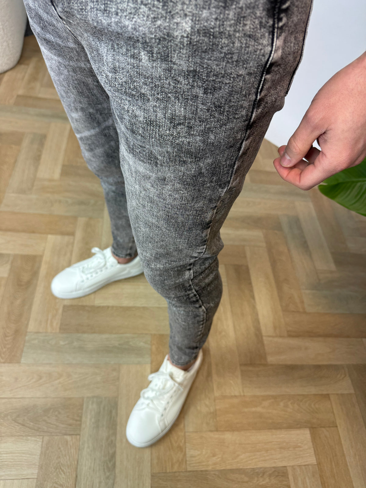 Schmal geschnittene Jeans | Ryder | Grau