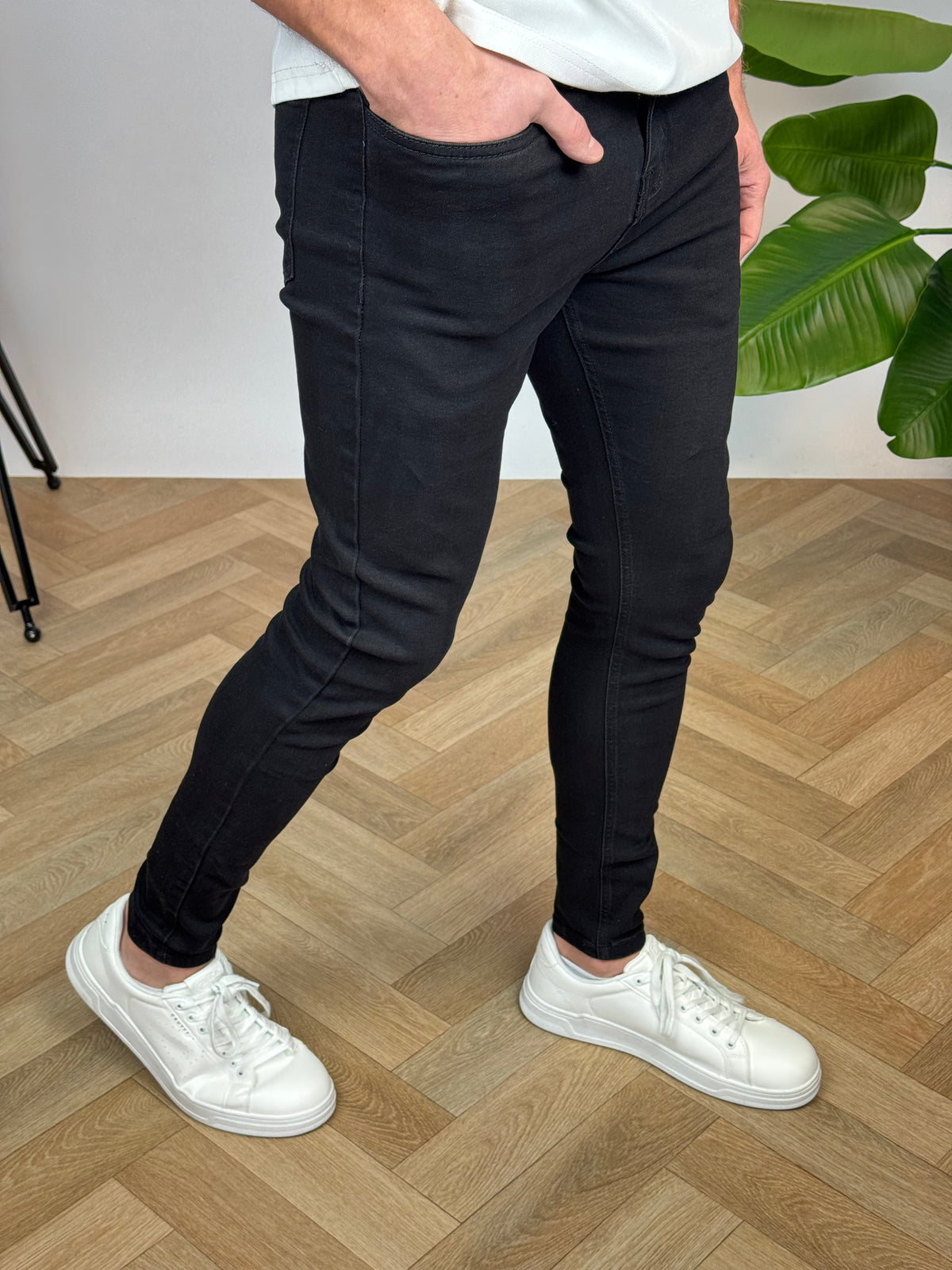 Schmal geschnittene Jeans | Ryder | Schwarz
